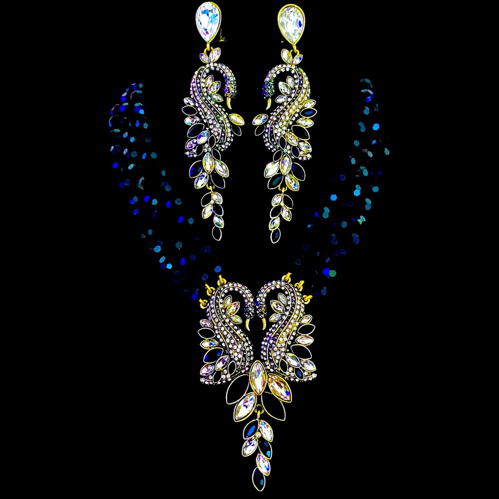 Heidi Daus Swan In Love Set